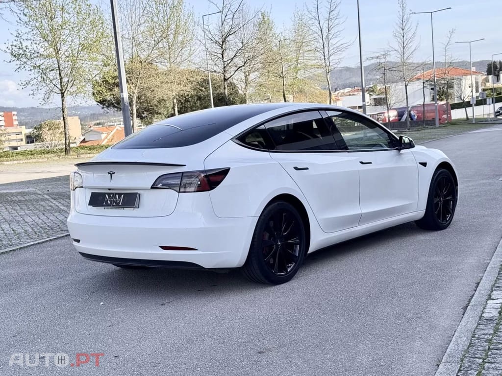Tesla Model 3 Standard Range Plus RWD