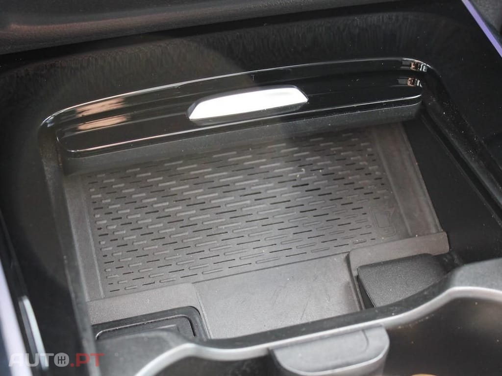 Mercedes-Benz EQA 300 4Matic AMG Line