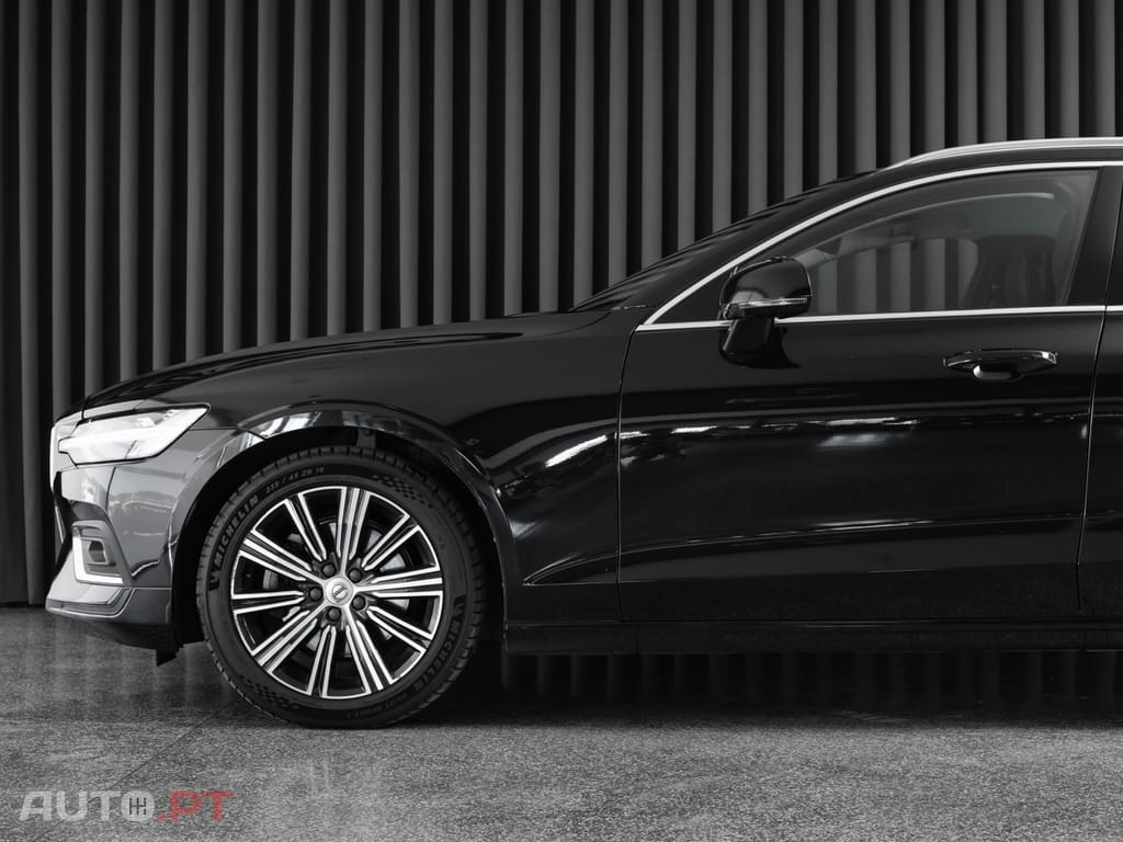 Volvo V60 2.0 B4 Momentum Geartronic
