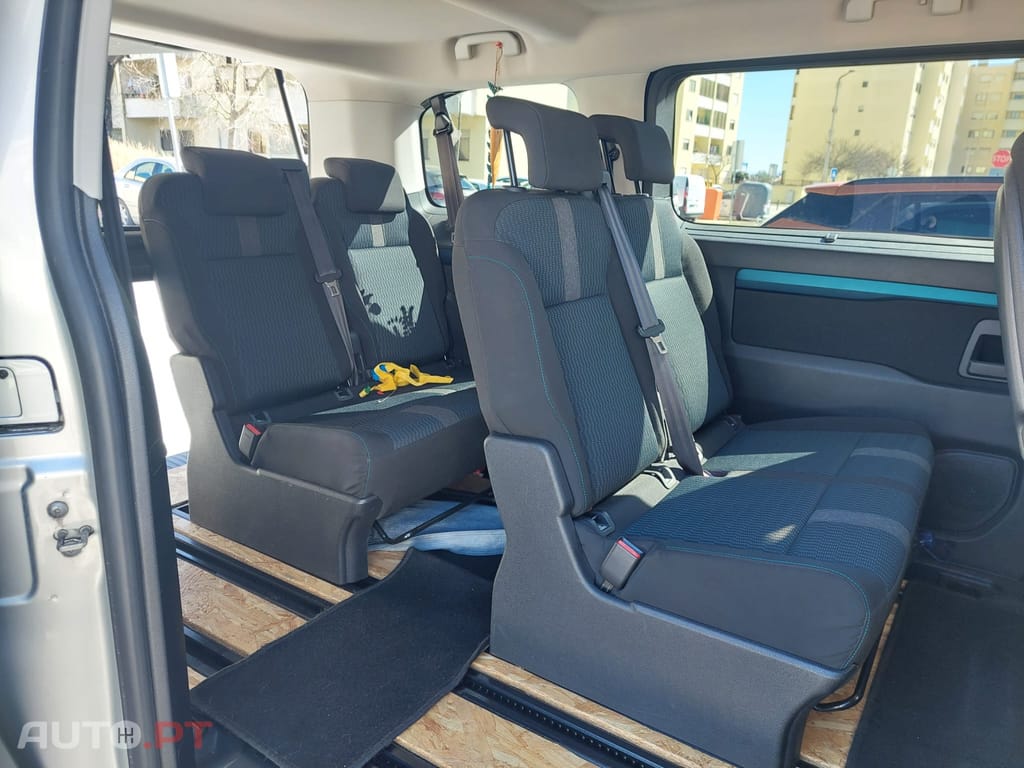 Peugeot Traveller 1.5 BlueHDi- 120CV