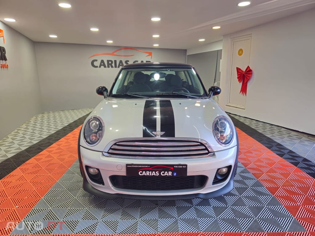 MINI Cooper D ( Kit John Cooper Works )