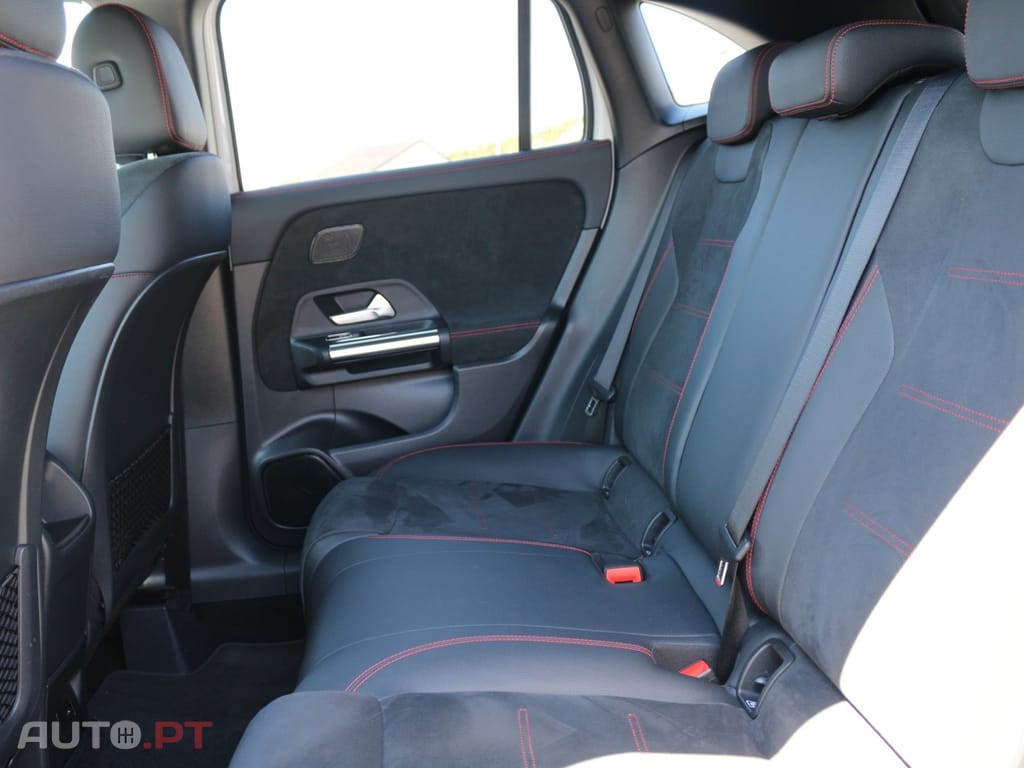 Mercedes-Benz GLA 250 e AMG Line