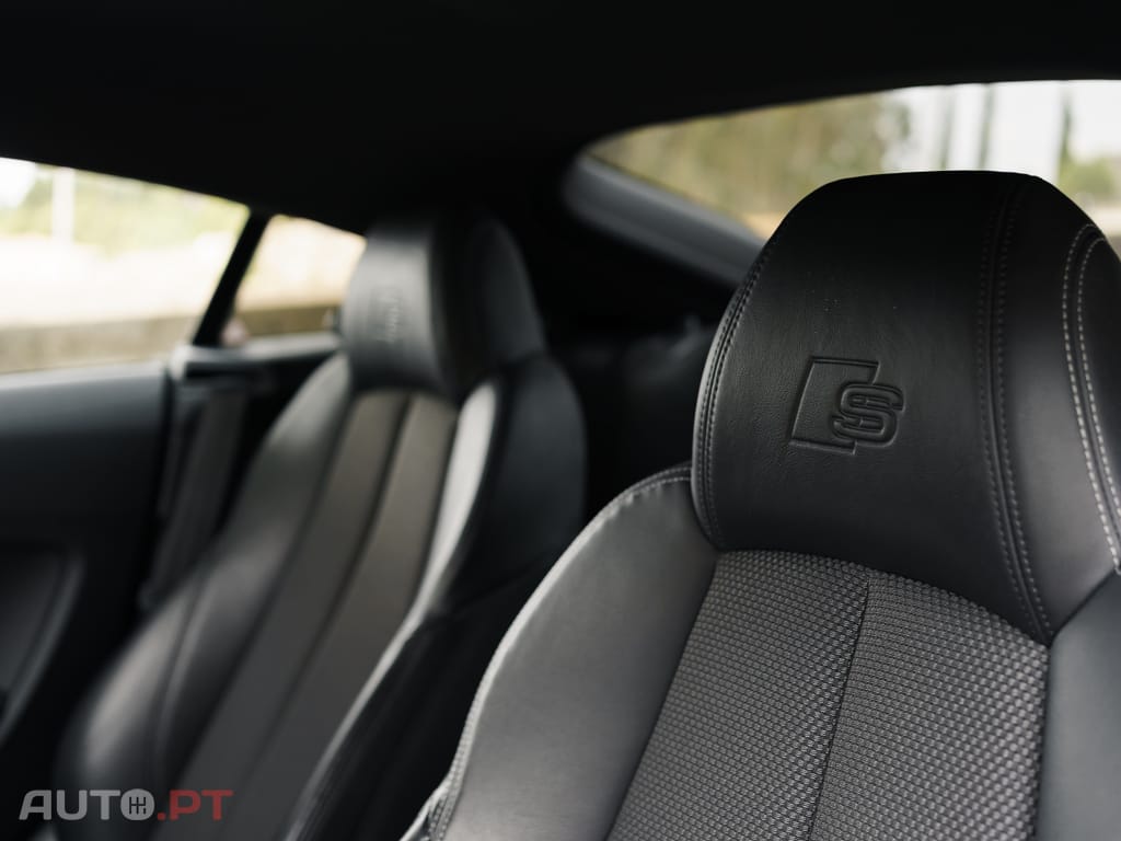 Audi TT QUATTRO