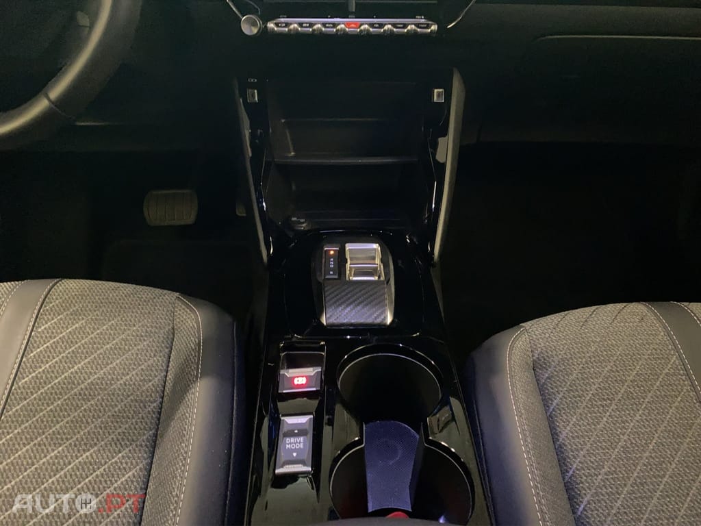 Peugeot E-2008 54 kWh Allure