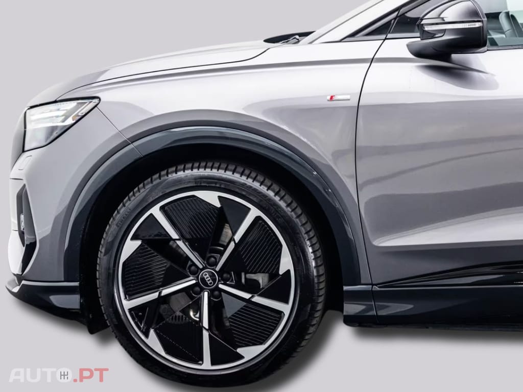Audi Q4 E-Tron 55 2x S LINE I.V.A DEDUTIVEL