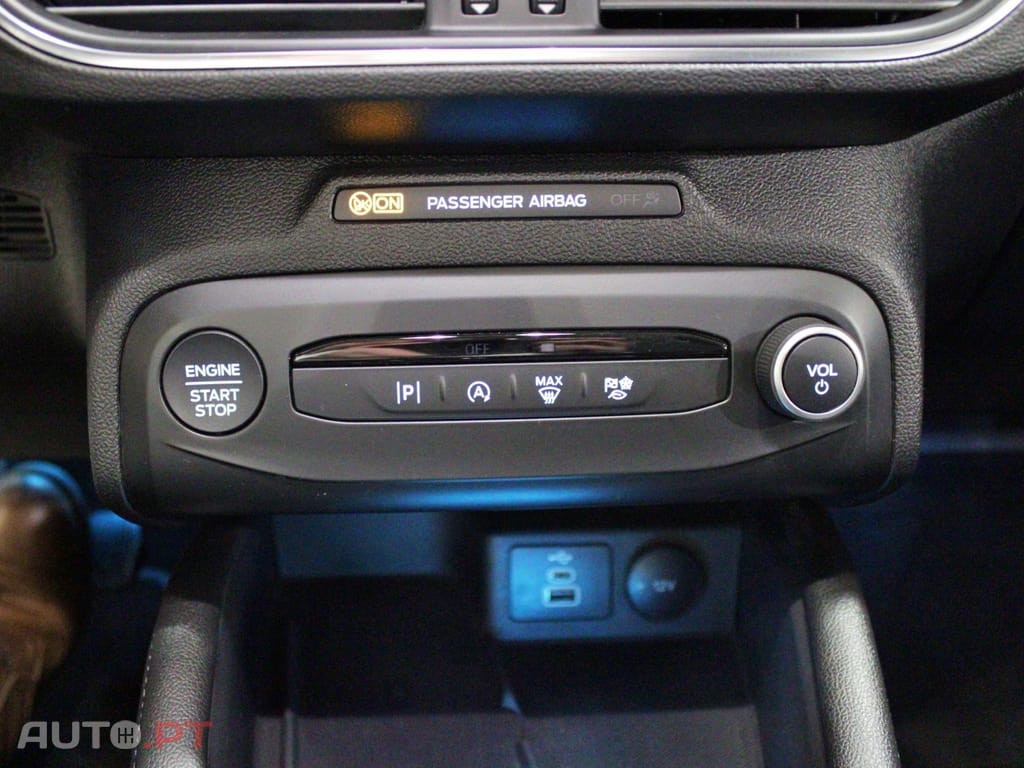 Ford Focus 1.0 EcoBoost MHEV Active X