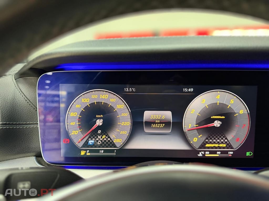 Mercedes-Benz E 220 d AMG Line