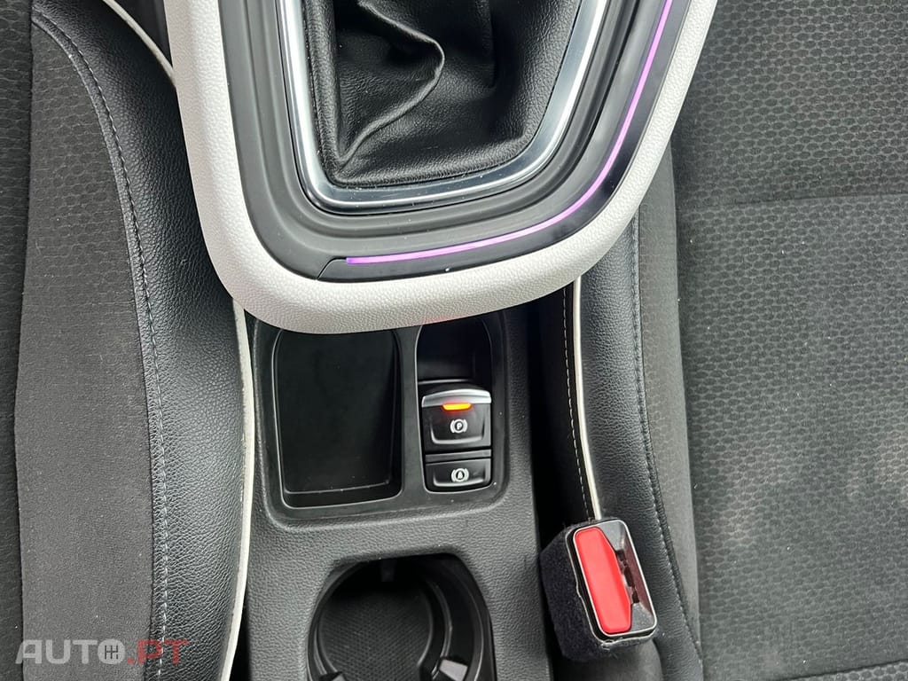 Renault Clio 1.0 TCe Intens Bi-Fuel