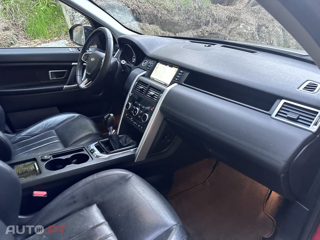 Land Rover Discovery Sport 2.0 TD4 HSE