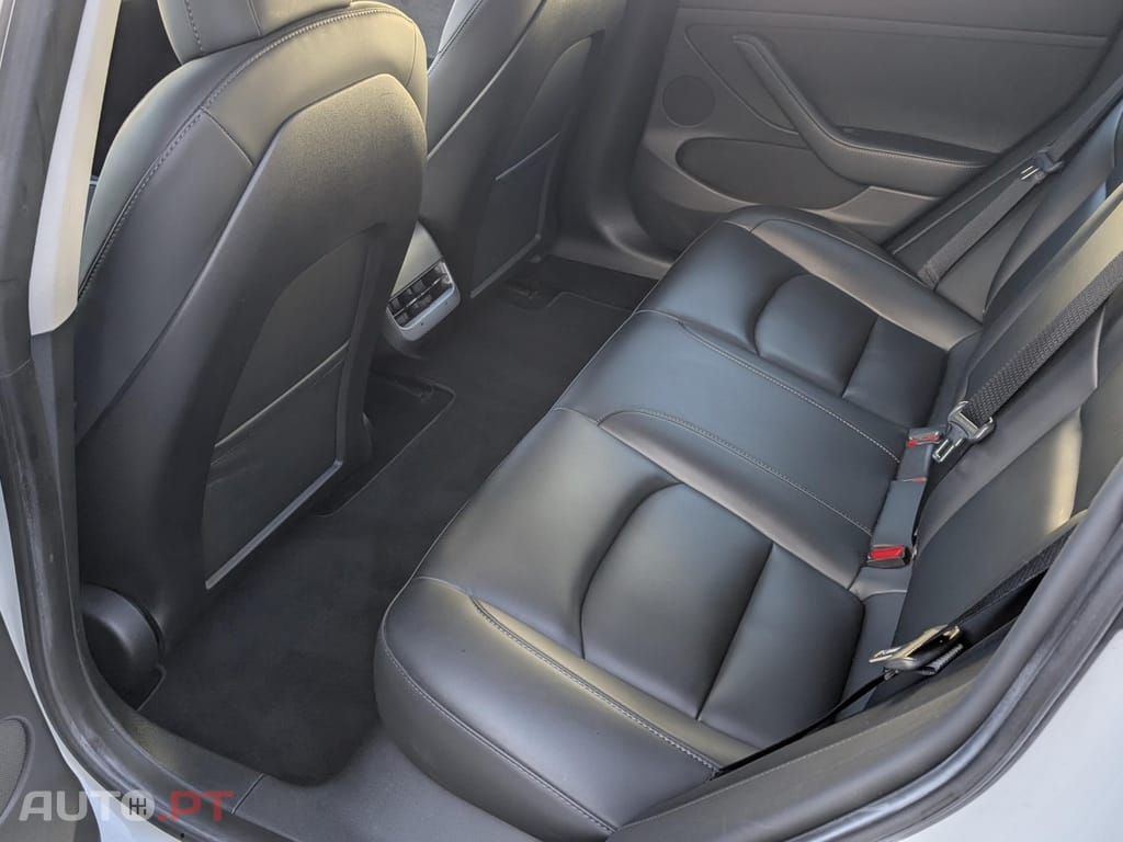 Tesla Model 3 Tração Traseira Premium
