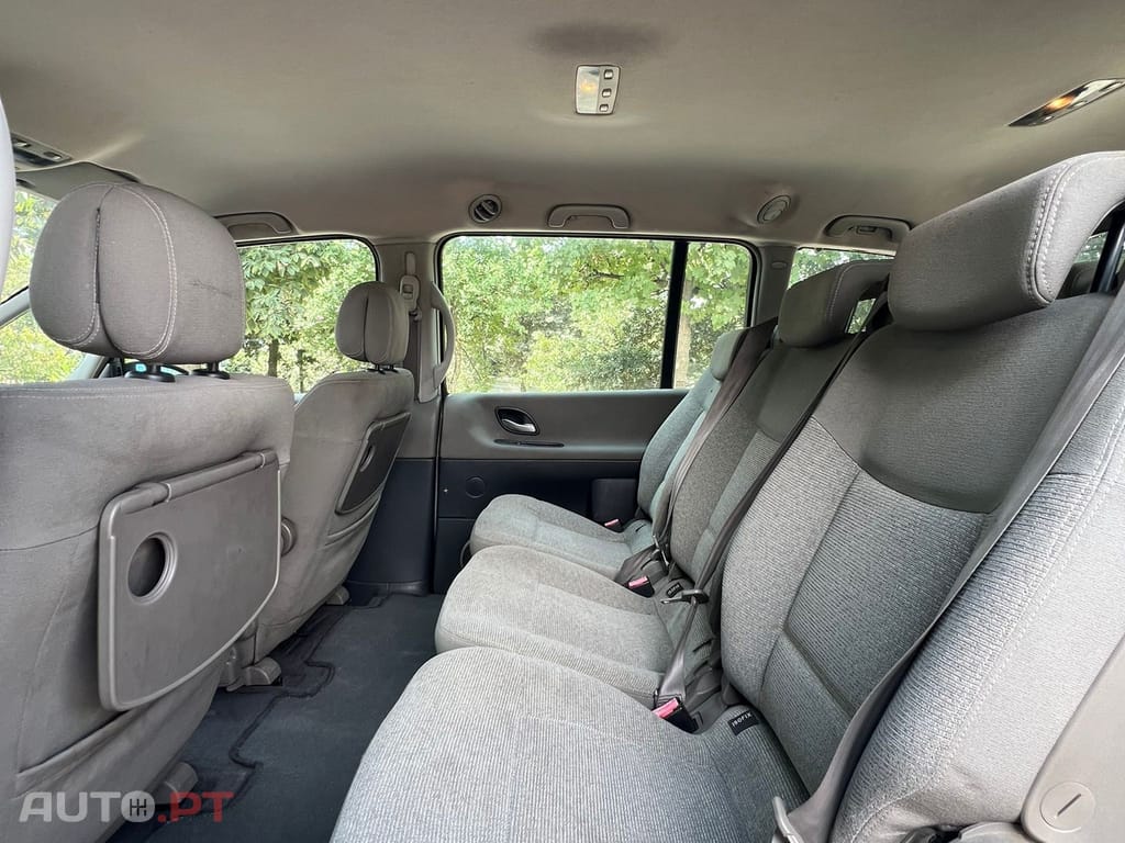 Renault Espace 1.9 dCi Confort 6L