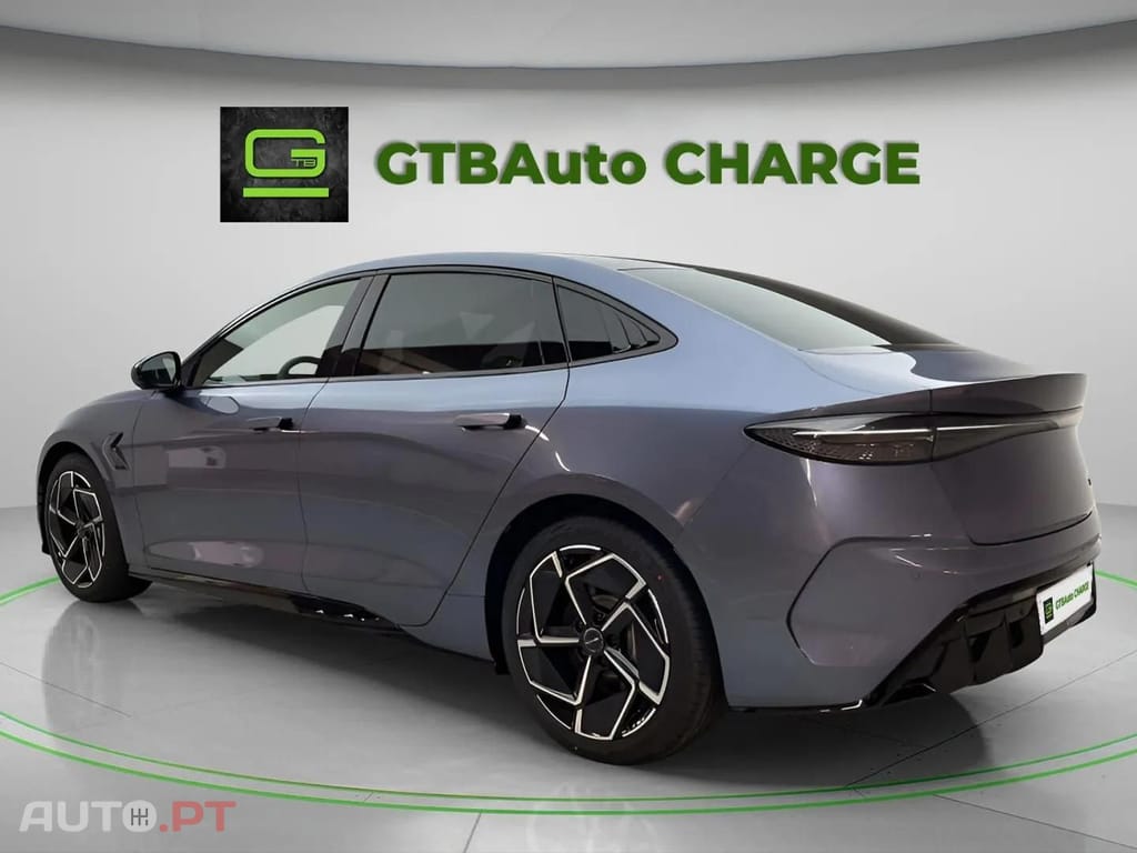 BYD Seal  Excellence 
