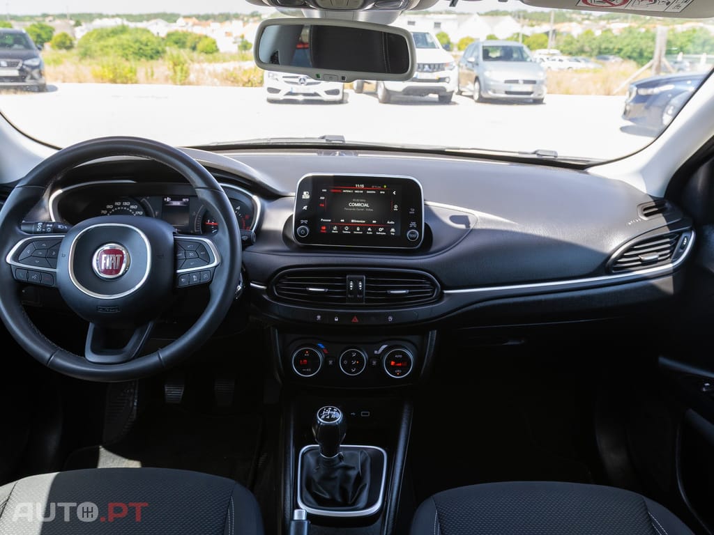Fiat Tipo 1.3 M-Jet Lounge Tech J17