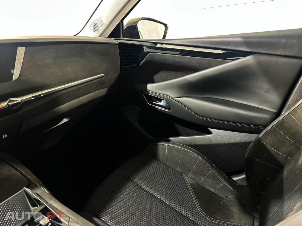 DS DS4 E-TENSE 225 PERFORMANCE LINE