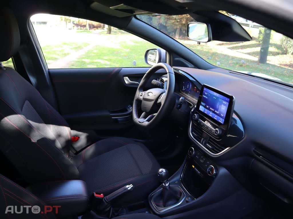 Ford Puma 1.0 EcoBoost MHEV ST-Line