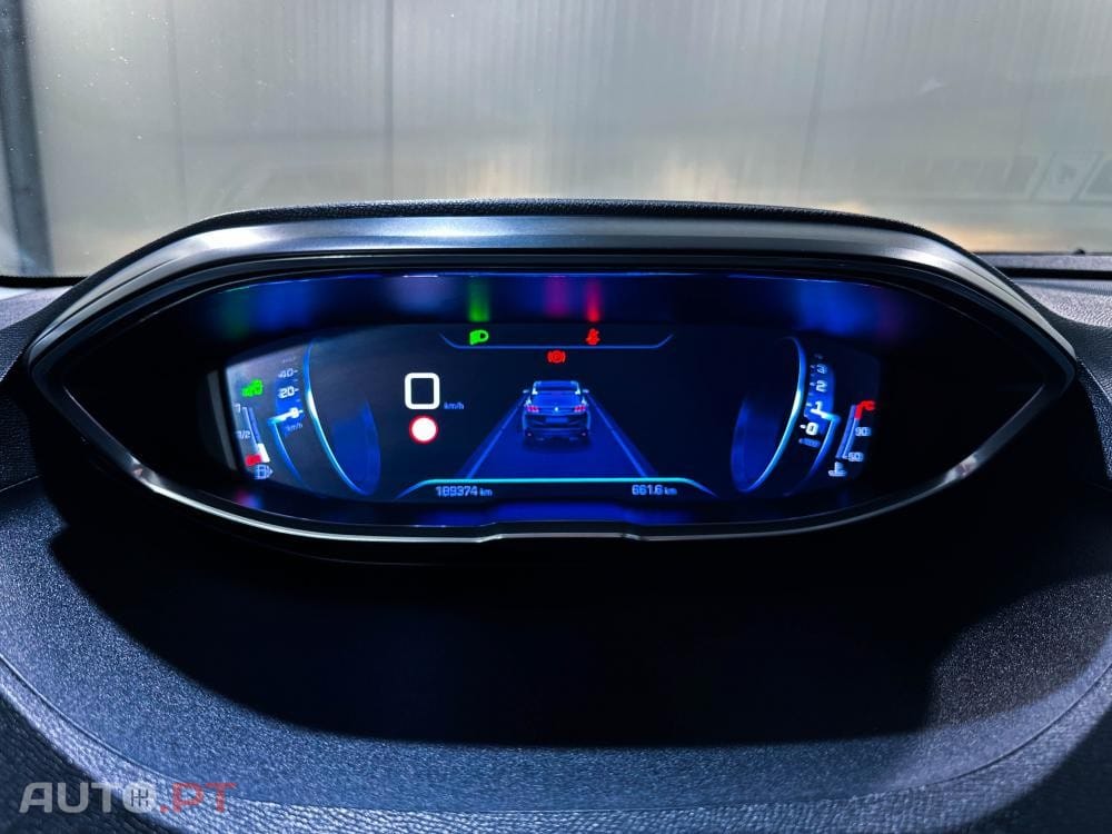 Peugeot 3008 1.6 BlueHDi Allure