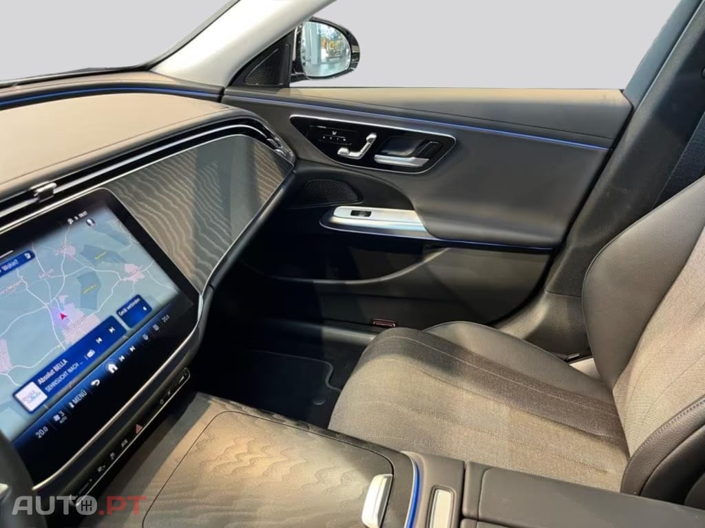 Mercedes-Benz E 300 de 4matic T Avantgarde I.V.A DEDUTIVEL