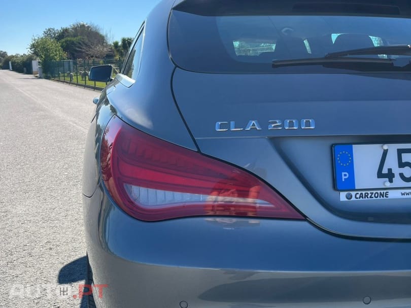Mercedes-Benz CLA 200 d Shooting Brake