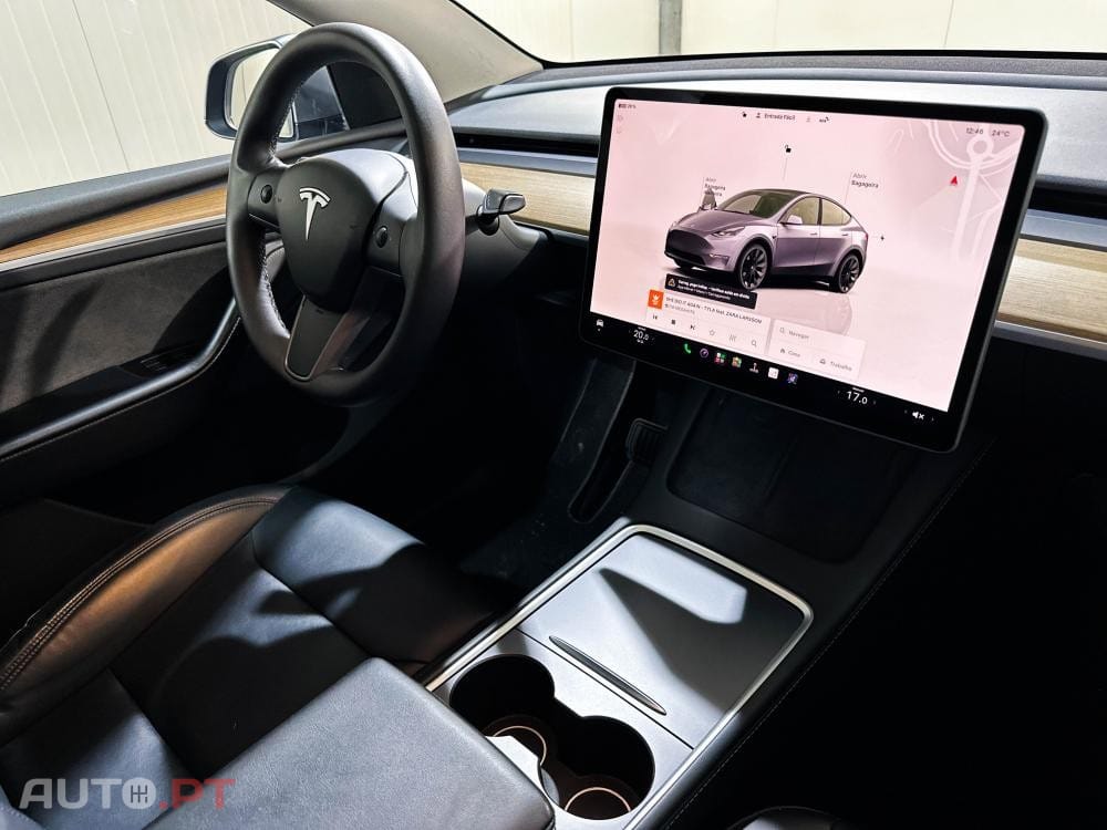 Tesla Model Y Long Range Dual Motor AWD