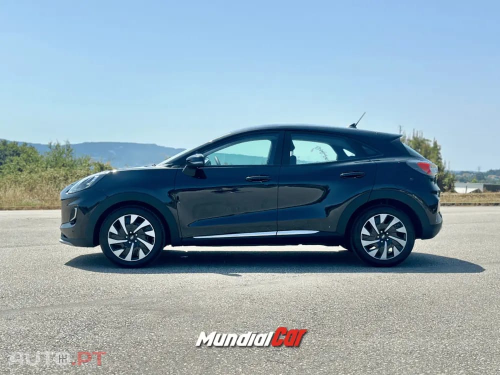 Ford Puma 1.0 EcoBoost Hybrid TITANIUM