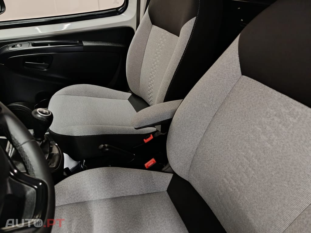 Fiat Fiorino 1.3 M-jet Adventure