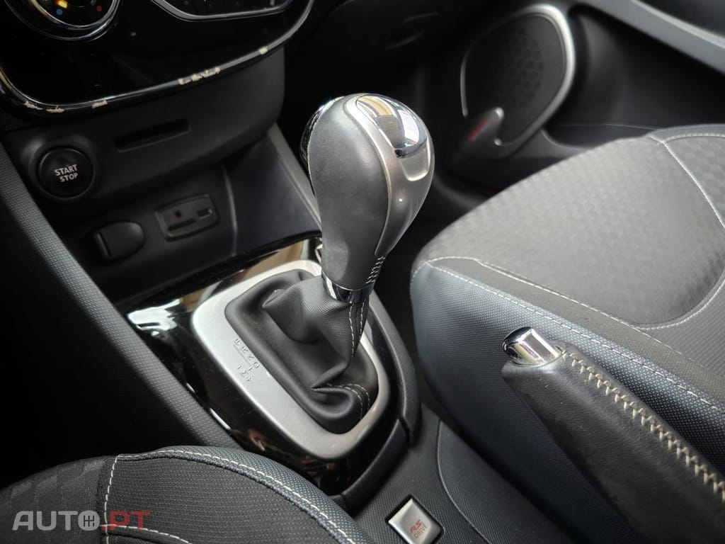 Renault Clio Sport Tourer 1.2 TCE GT EDC