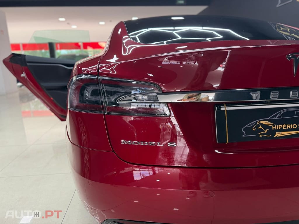 Tesla Model S 75D