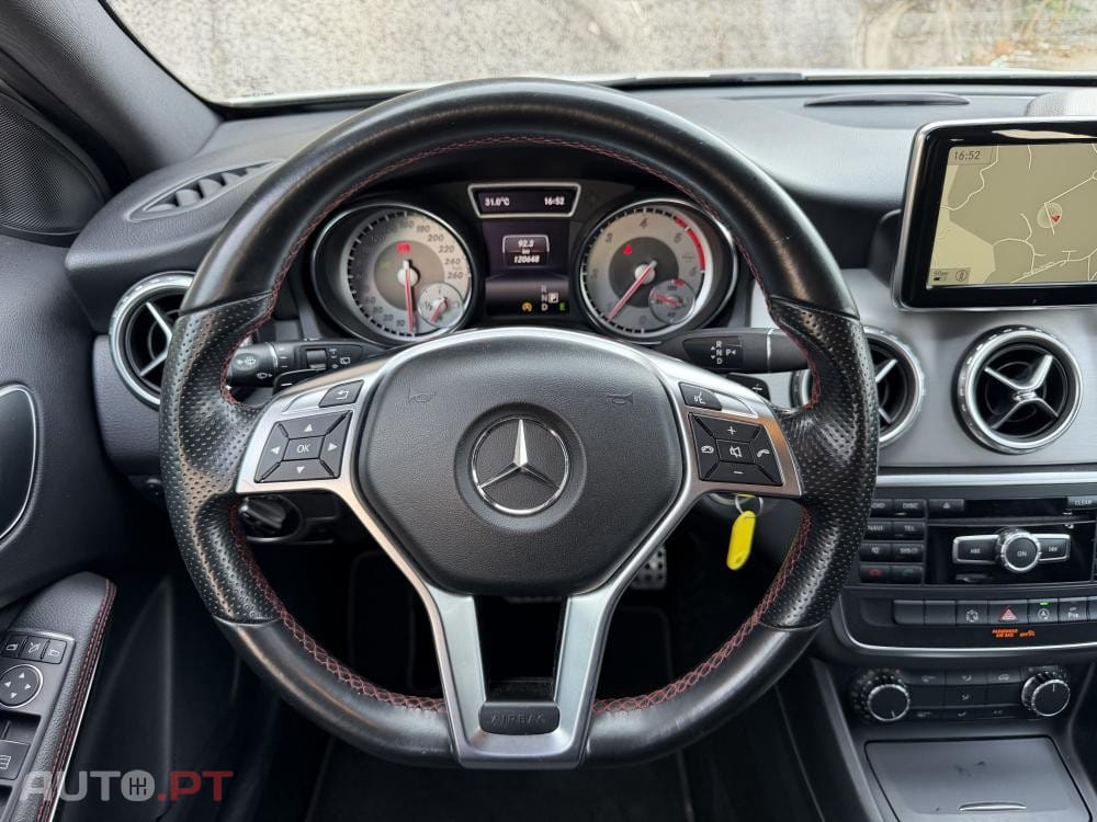 Mercedes-Benz GLA 180 d AMG Line