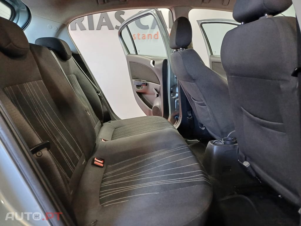 Opel Corsa 1.2 Enjoy