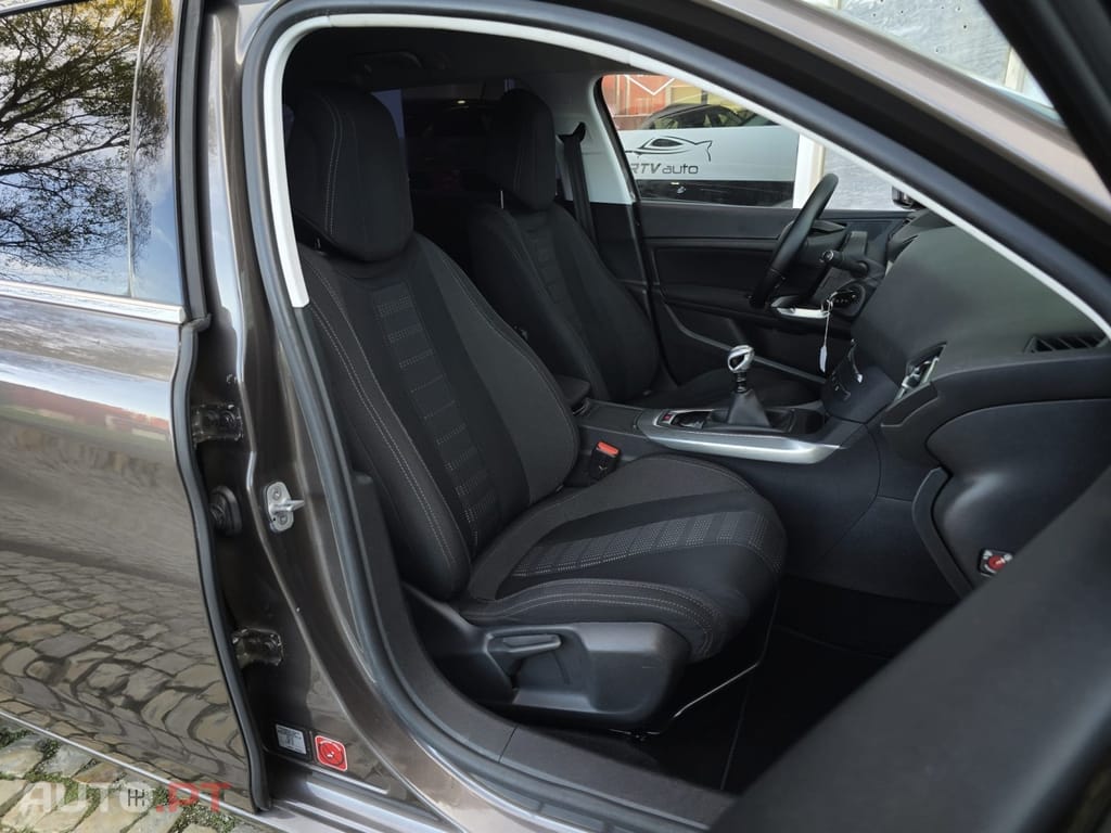 Peugeot 308 SW 1.6 BlueHDi Allure