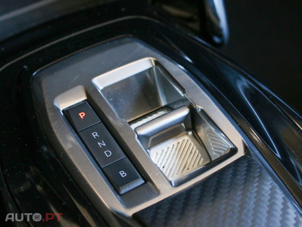 Peugeot E-208 50 kWh Active