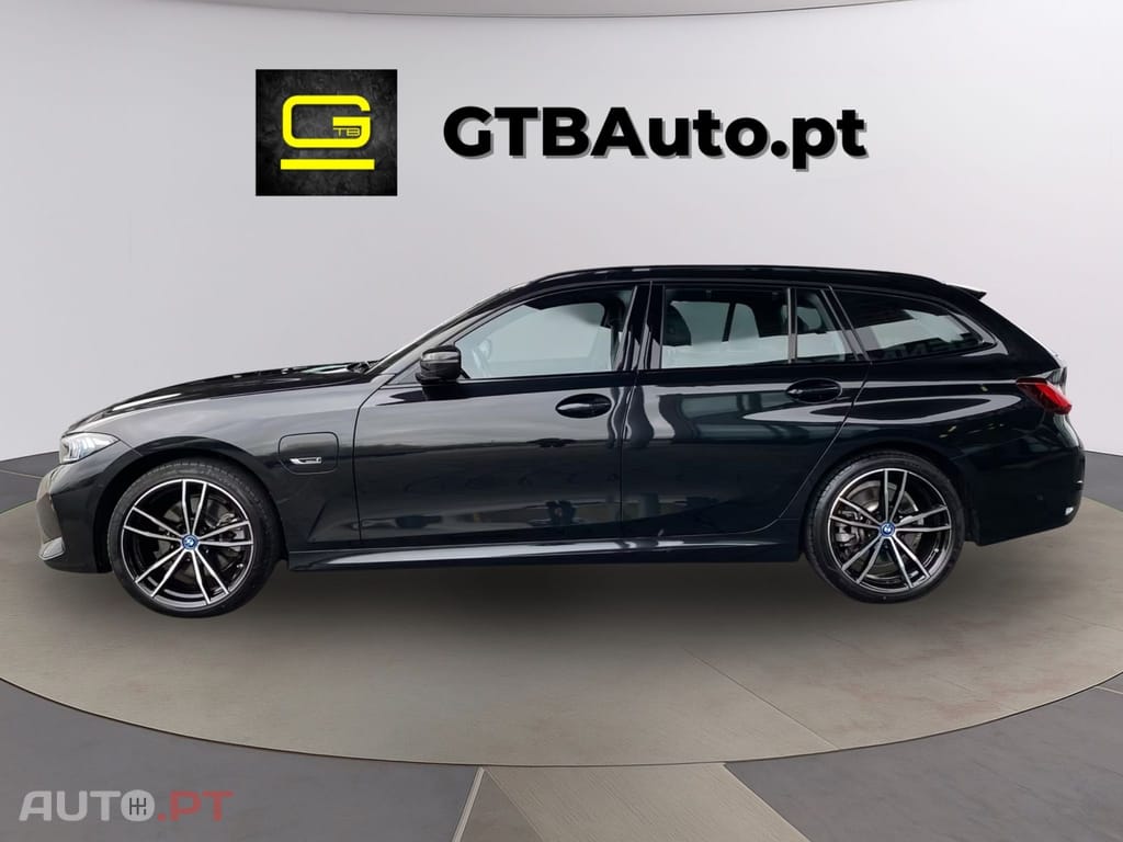 BMW 330 xDrive Touring M Sport I.V.A DEDUTIVEL