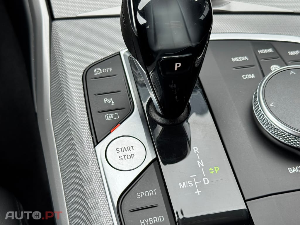 BMW 320 e Touring Auto