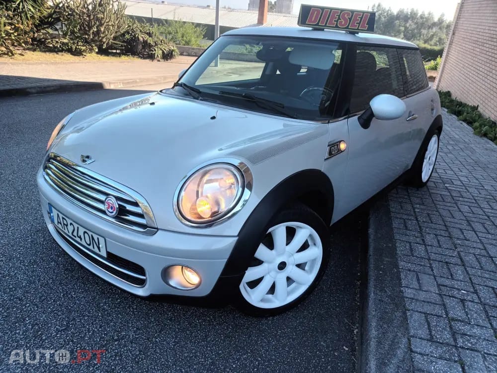 MINI Cooper Cooper D