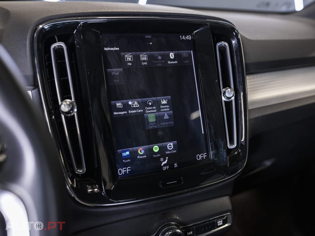 Volvo XC40 T5 Recharge DKG Plus Dark