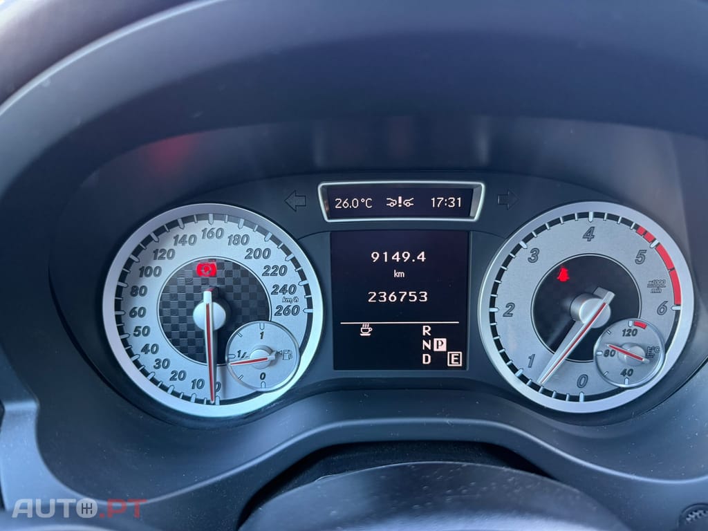 Mercedes-Benz A 200 URBAN