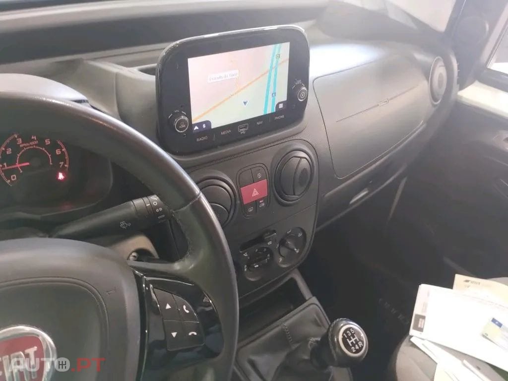 Fiat Fiorino 1.3 M-jet Adventure com 1GD