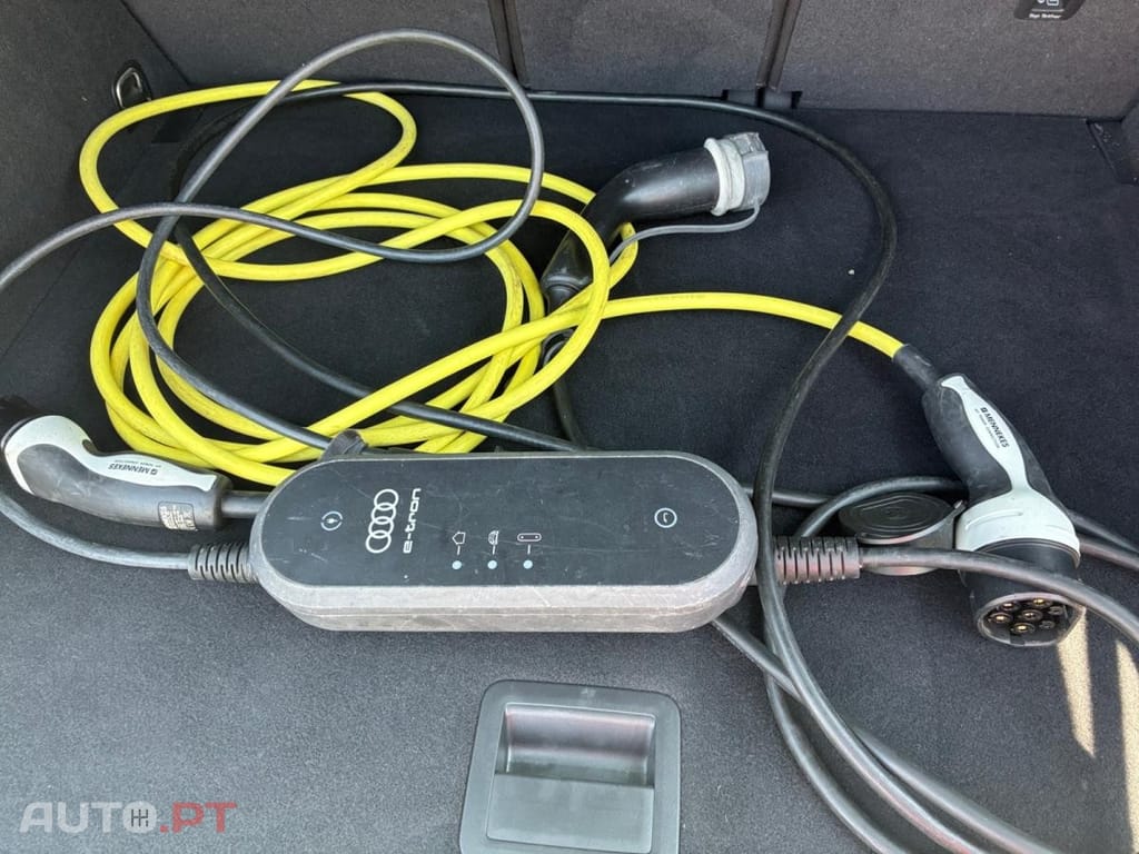 Audi Q3 45 TFSIe S line S tronic