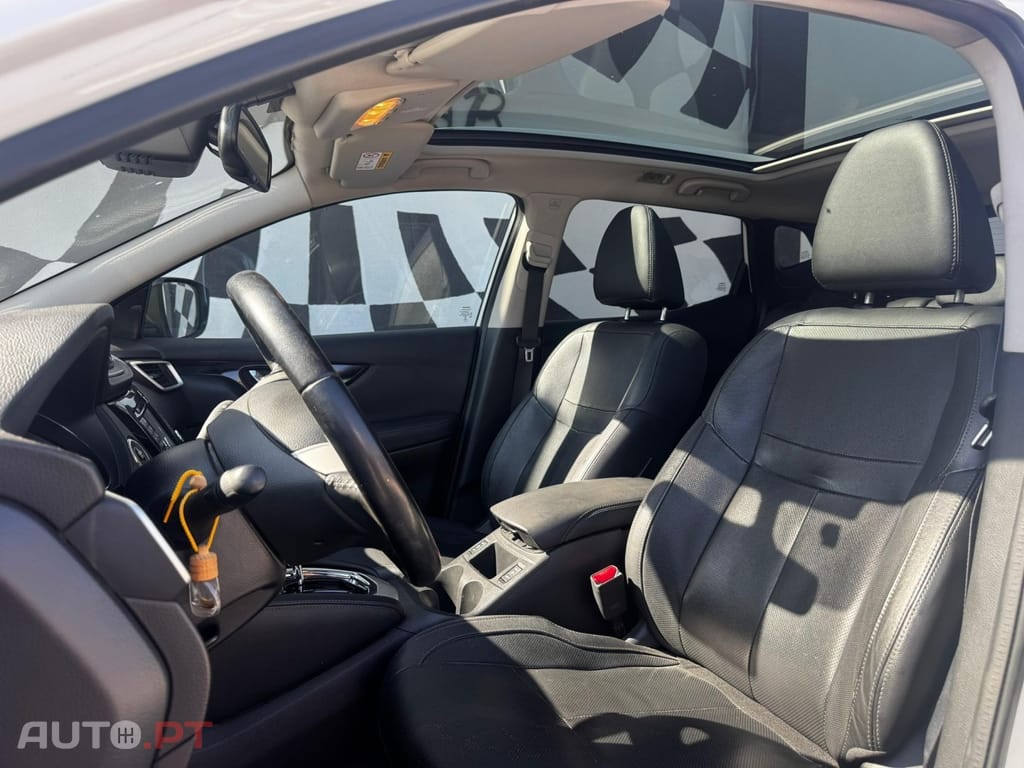 Nissan Qashqai 1.6 dCi Tekna Premium Xtronic