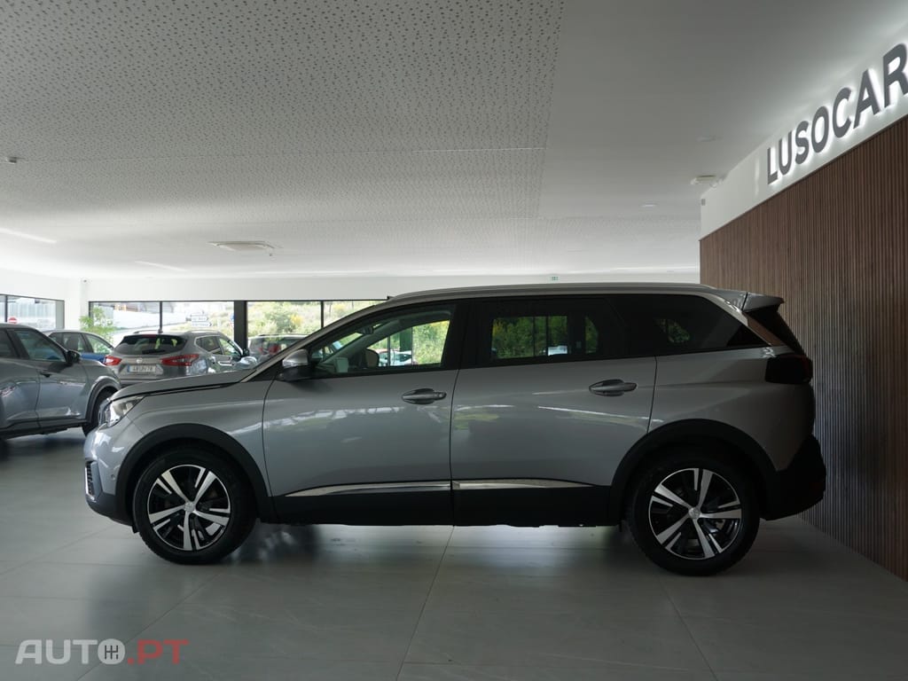 Peugeot 5008 1.2 PureTech Allure