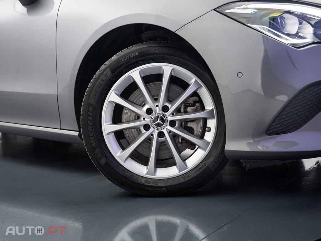 Mercedes-Benz CLA 250 e Shooting Brake Style Plus