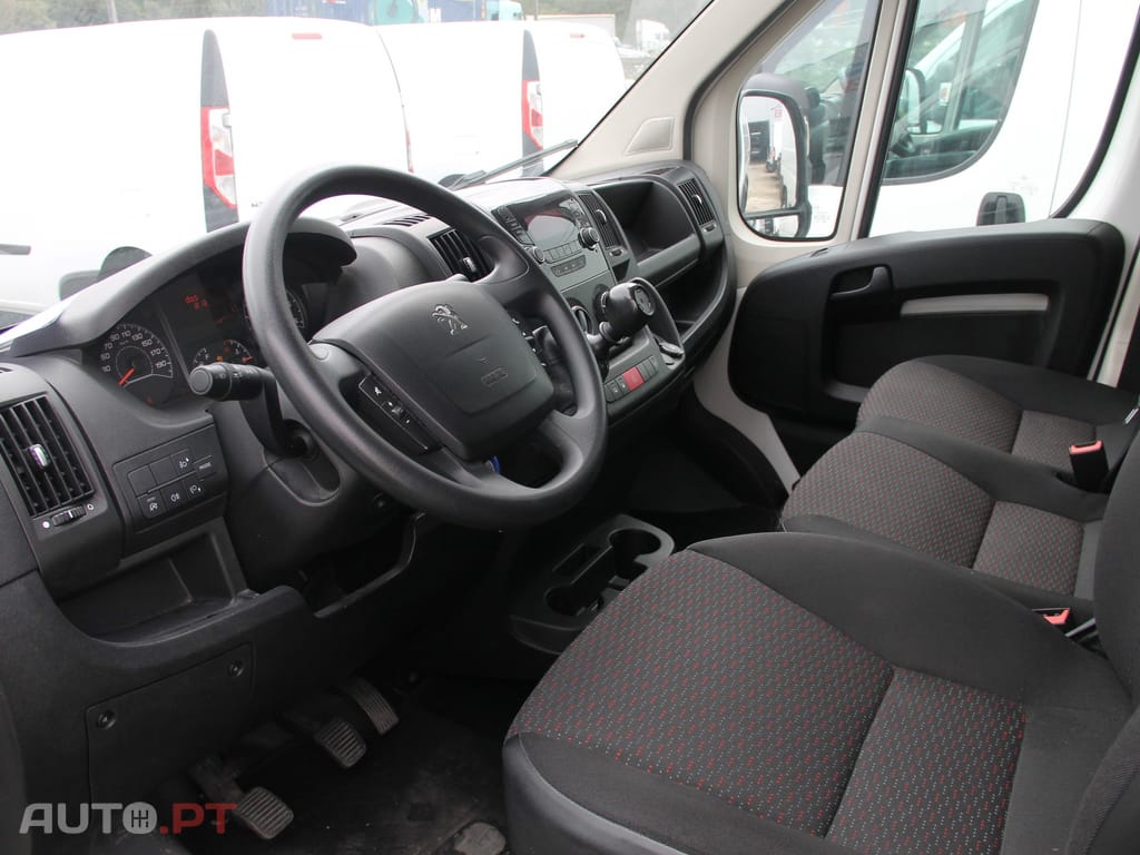 Peugeot Boxer 2.2 BlueHDi 330 L1H1