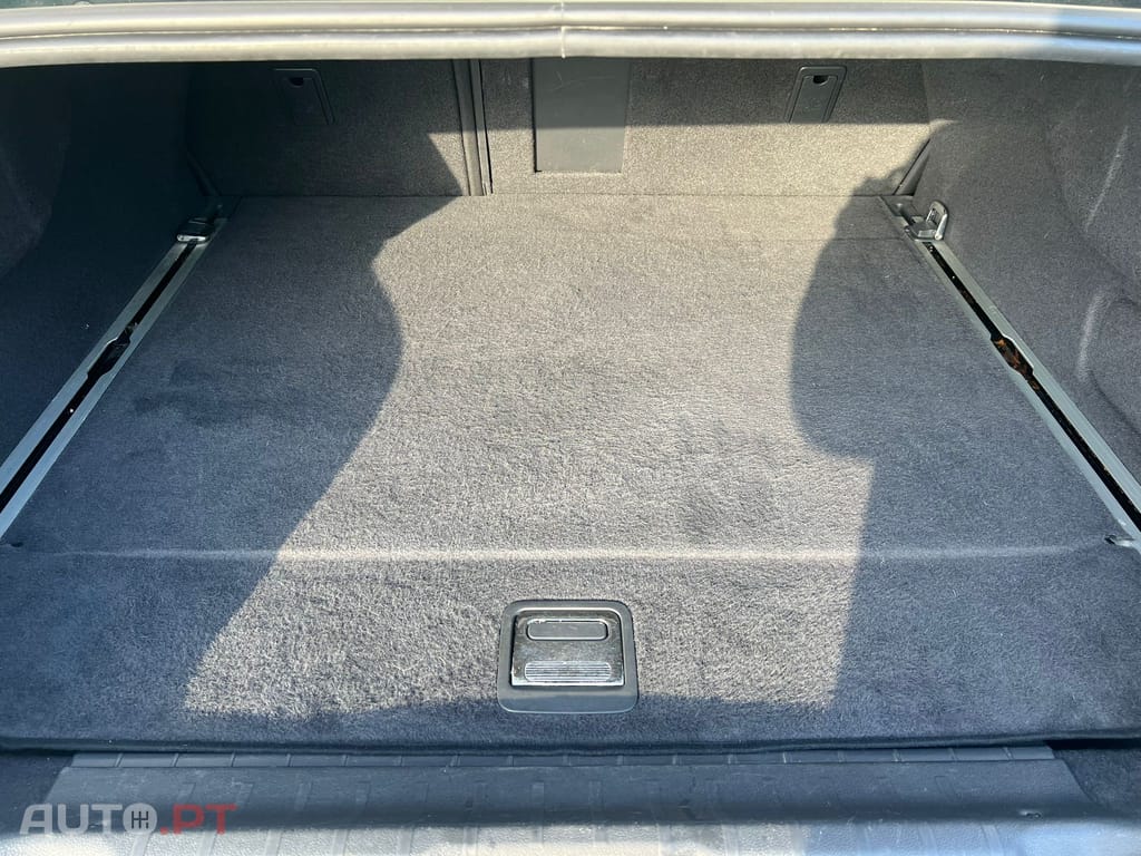 Peugeot 508 2.0 Hybrid4 200cv