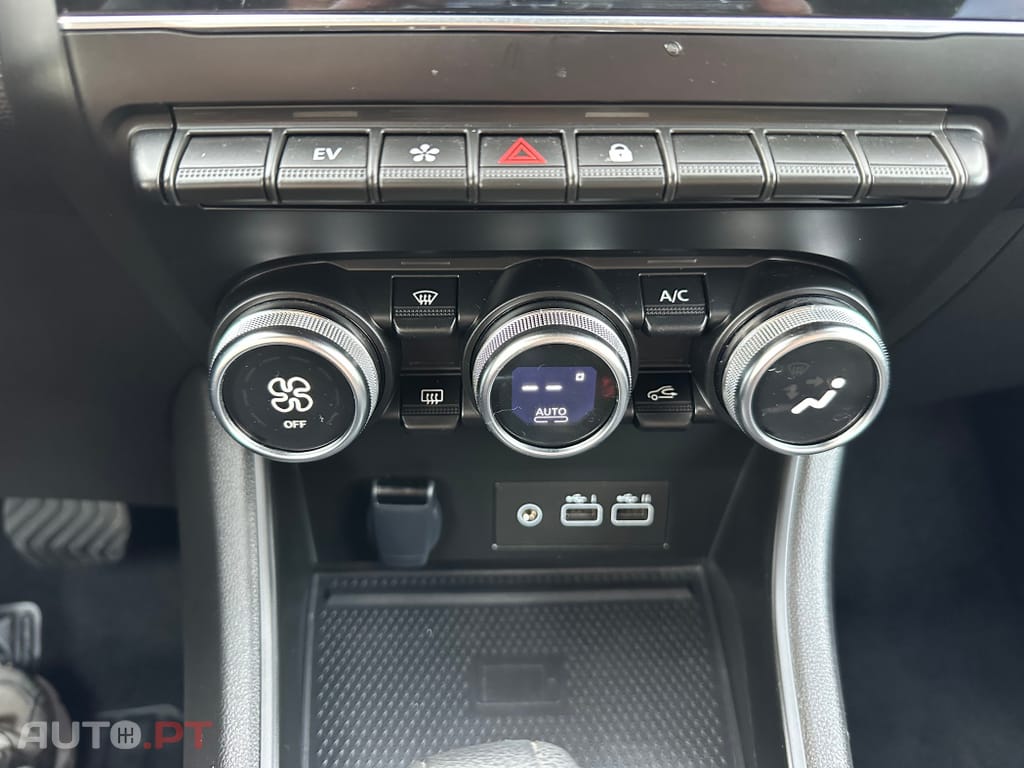 Renault Captur 1.6 E-Tech Hybrid