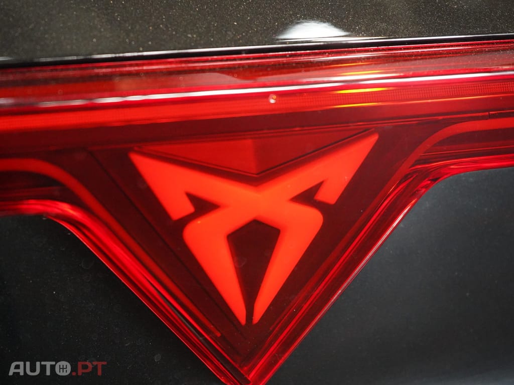 Cupra Formentor 1.5 e-Hybrid DSG PHEV