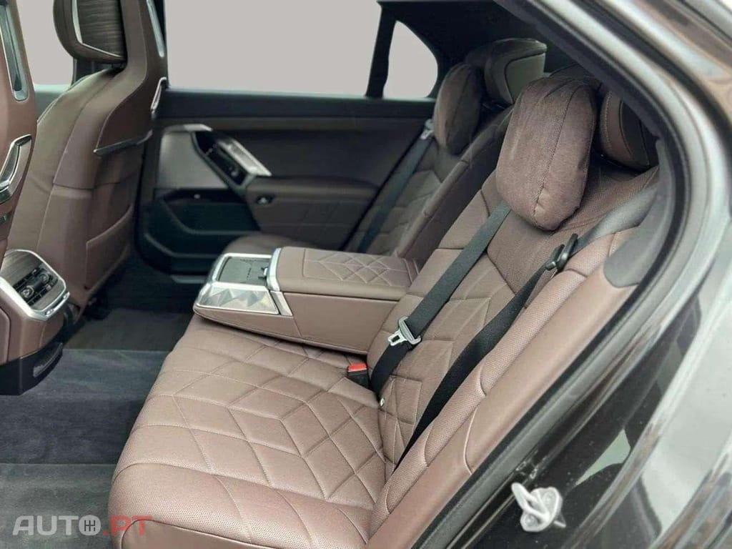 BMW i7 xDrive 60