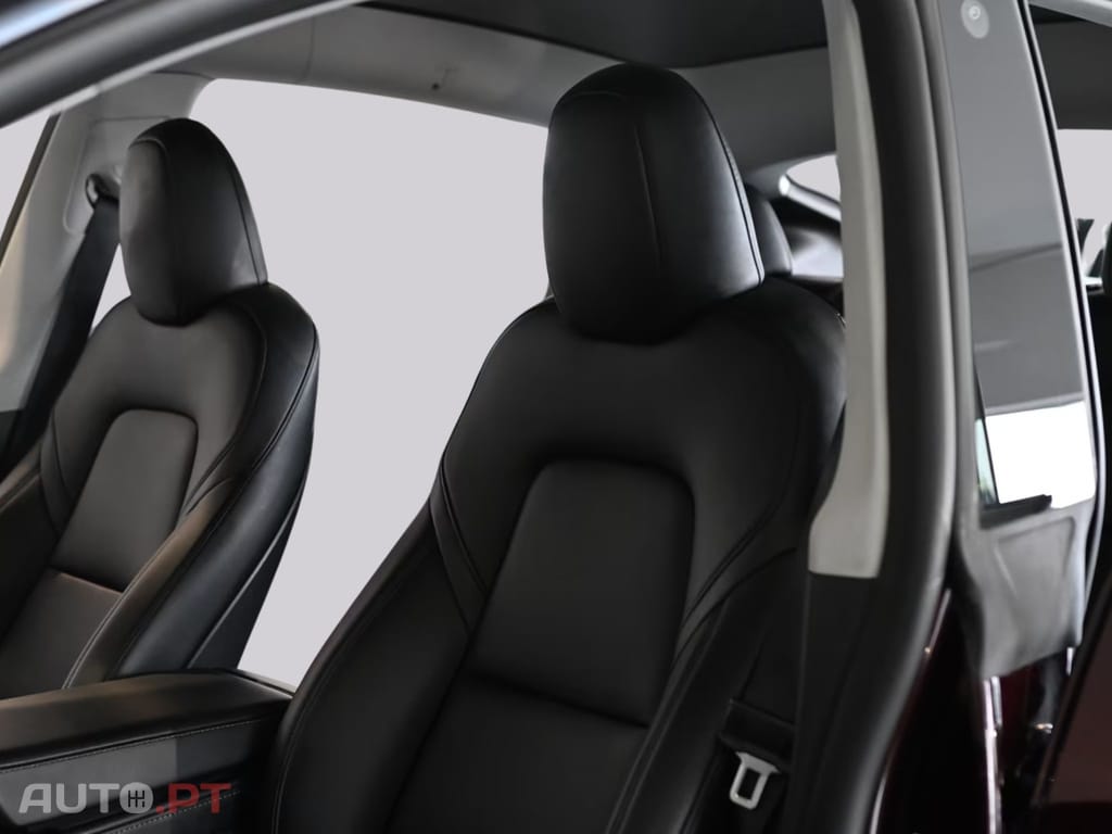 Tesla Model Y Performance Long Range Dual AWD I.V.A DEDUTIVEL 