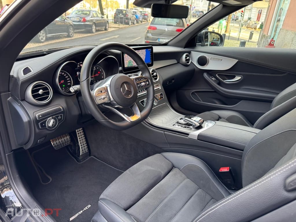 Mercedes-Benz C 180 Cabrio 9G-TRONIC AMG Line