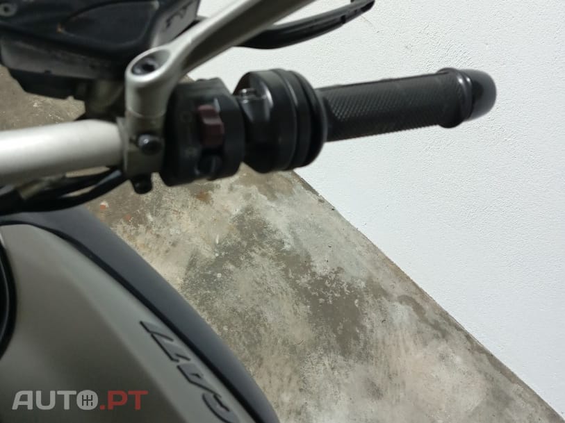 Ducati Diavel 1200 STRADA ABS LIQUIDAÇÃO DE STOCK - PREÇOS PROMOCIONAIS 5 DIAS DE PREÇOS INCRÍVEIS