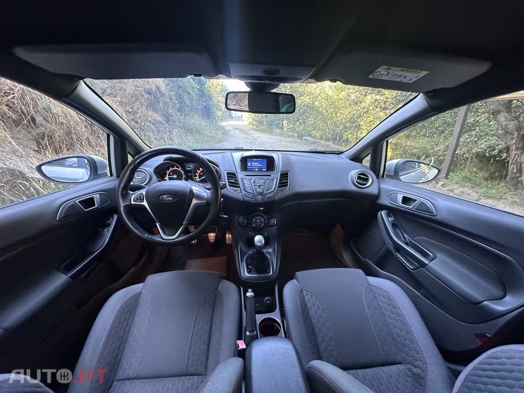 Ford Fiesta 1.0 EcoBoost S&S ST-LINE